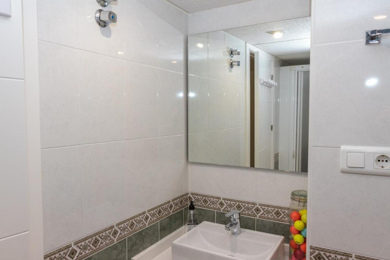 El Remo Deluxe Apartment Torremolinos Bagian luar foto