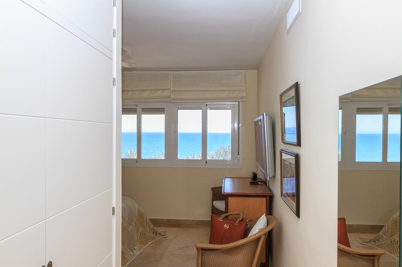 El Remo Deluxe Apartment Torremolinos Bagian luar foto